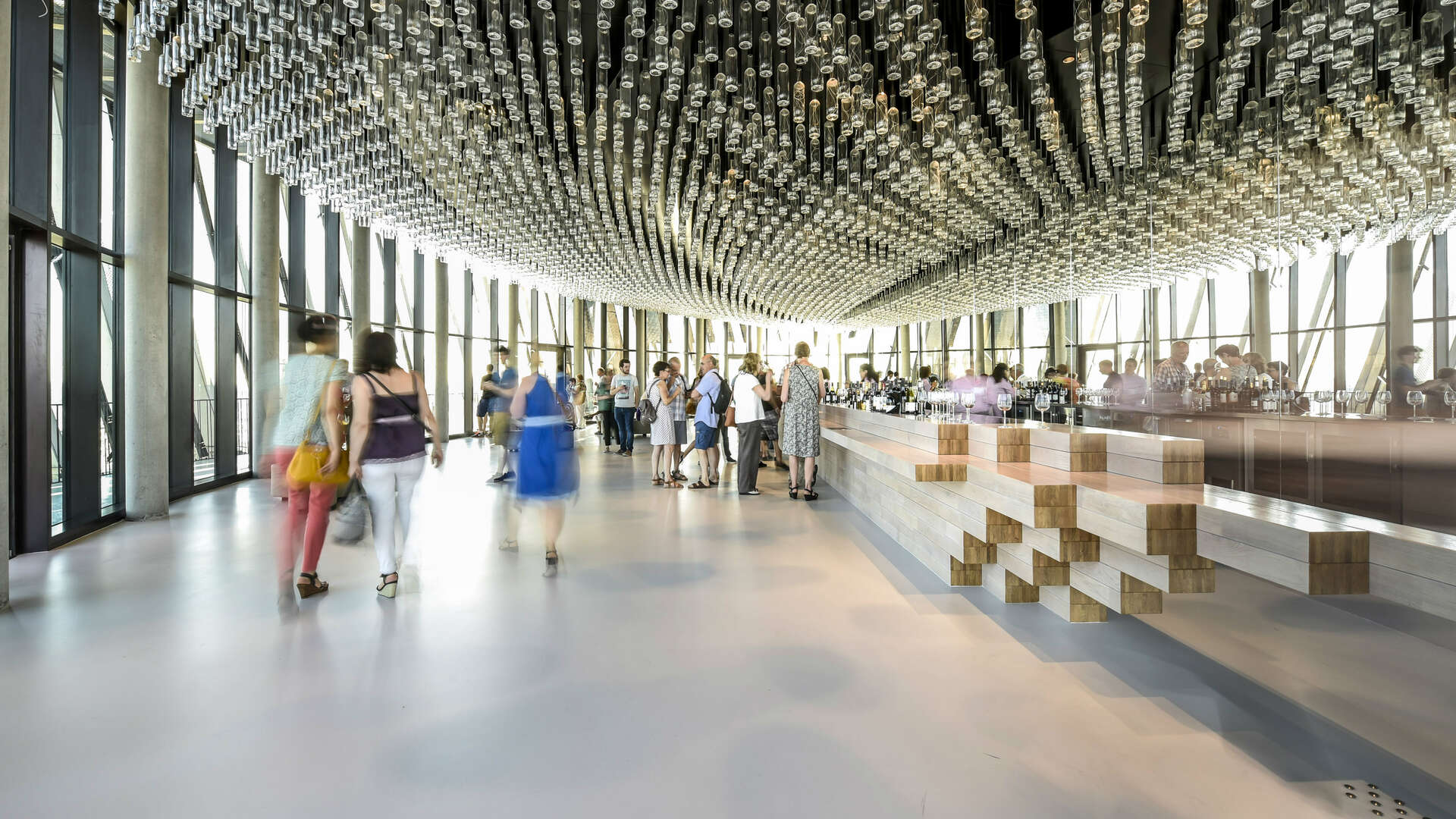 ©Anaka XTU architects